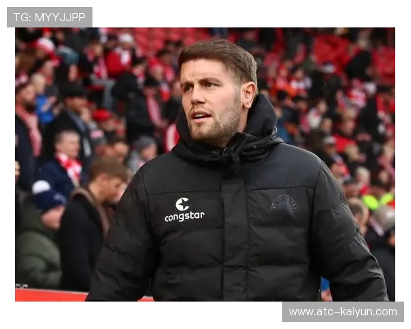 胡尔泽勒控球战术与安德鲁斯数据驱动风格的对决 胡尔泽勒控球战术与安德鲁斯数据驱动风格的对决